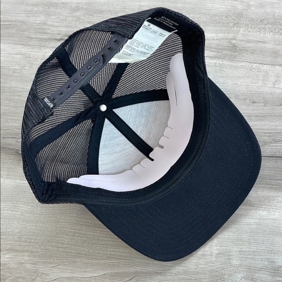 RIP CURL - SNAP BACK HAT - Picture 6 of 6